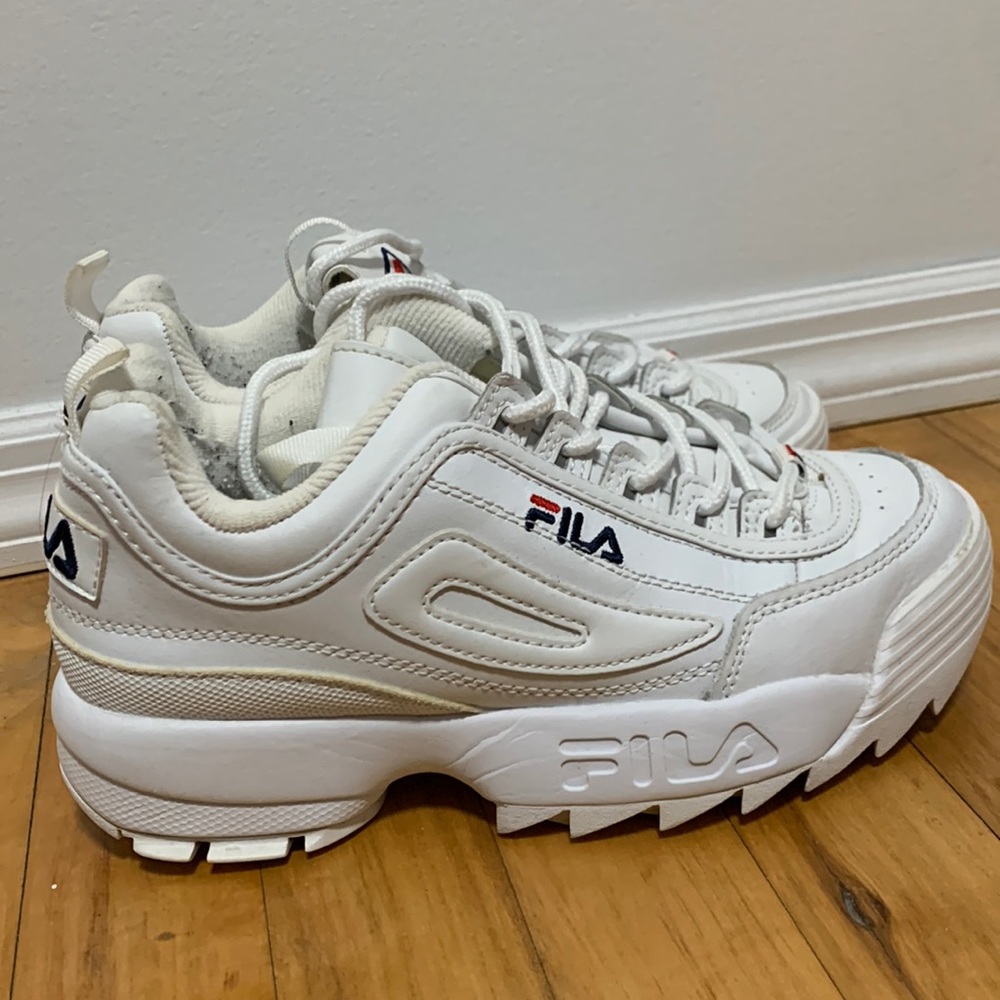 White fila disruptor